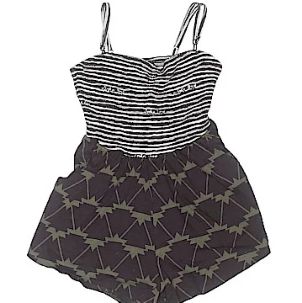 Billabong Girls Smocked Romper Sz L